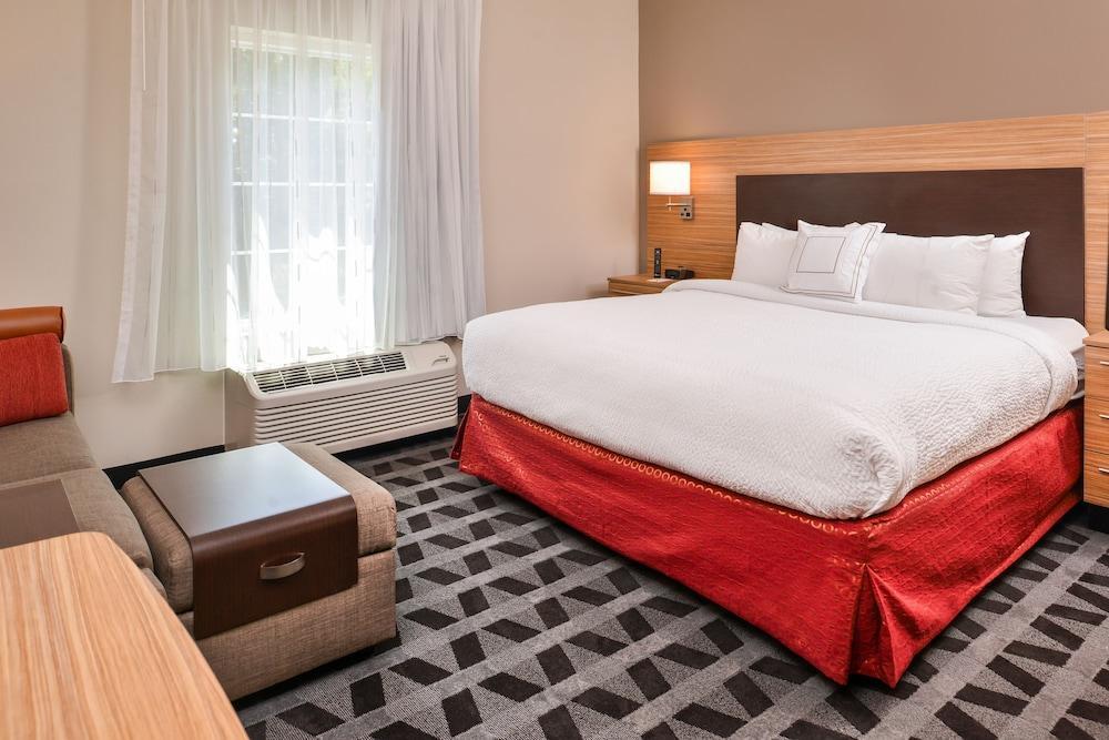 Towneplace Suites By Marriott Charleston-West Ashley Екстериор снимка