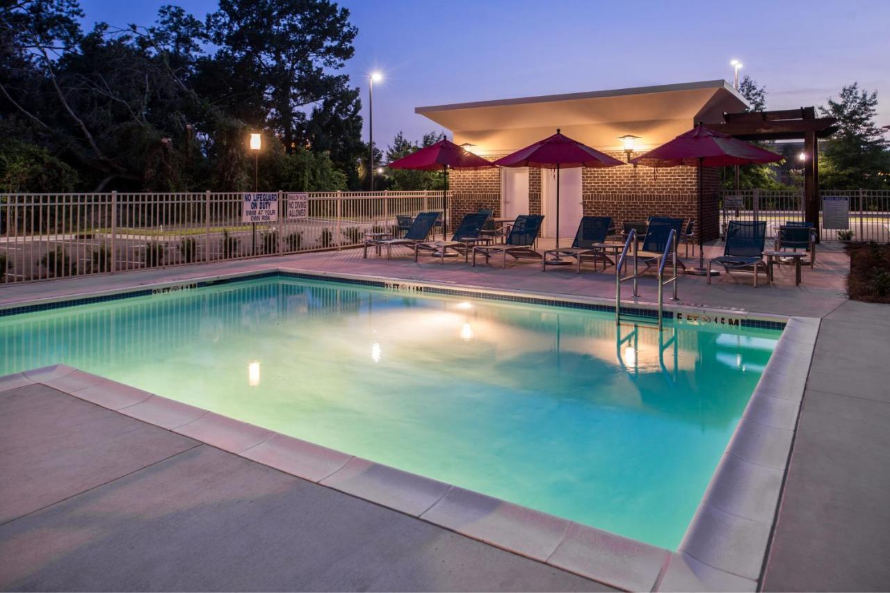 Towneplace Suites By Marriott Charleston-West Ashley Екстериор снимка