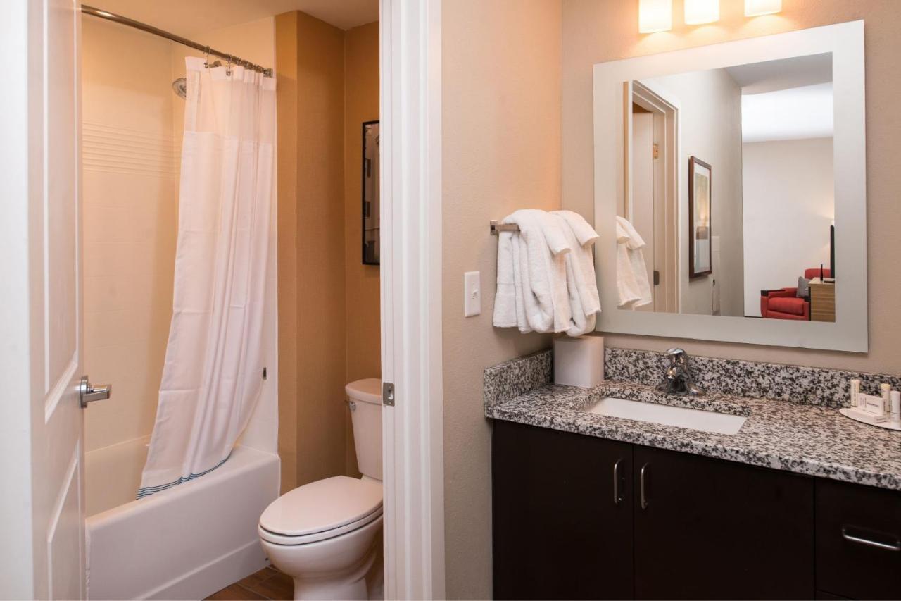 Towneplace Suites By Marriott Charleston-West Ashley Екстериор снимка