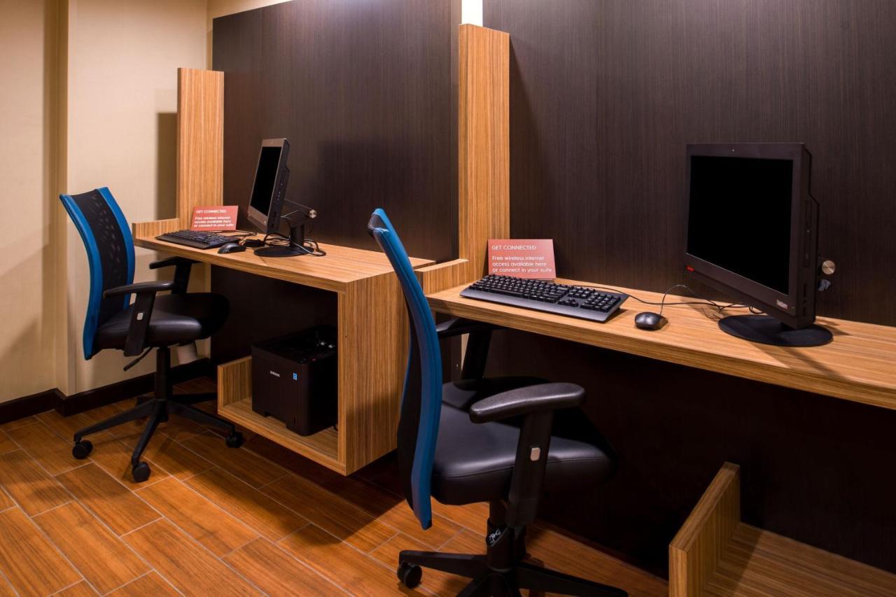 Towneplace Suites By Marriott Charleston-West Ashley Екстериор снимка